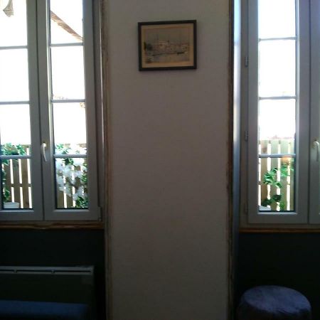 ラ・ロシェルSur Le Vieux Port, Centre De La Rochelleアパートメント エクステリア 写真