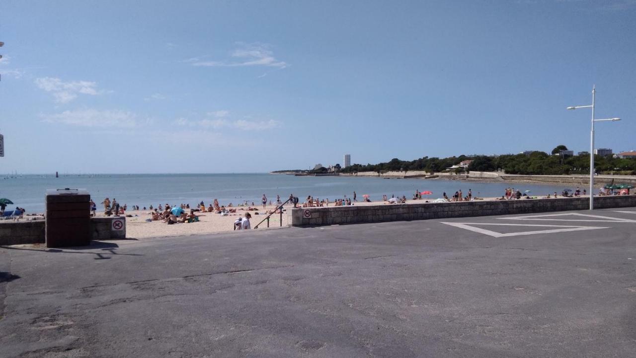 ラ・ロシェルSur Le Vieux Port, Centre De La Rochelleアパートメント エクステリア 写真